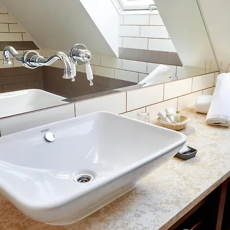 Hotel Crocus Gere Bor Resort&wine