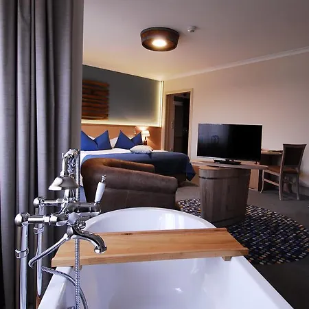 A Gere And Wine Hotel