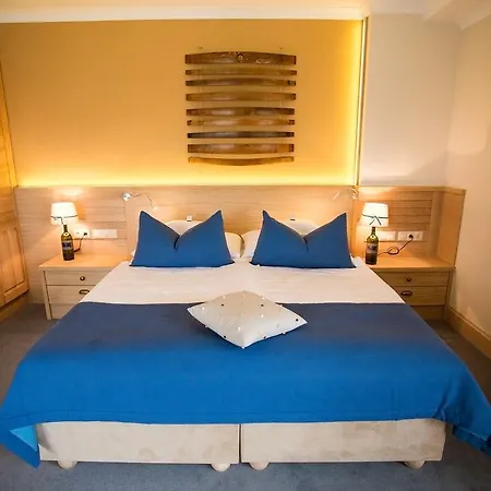 Hotel Crocus Gere Bor & Wine Villány