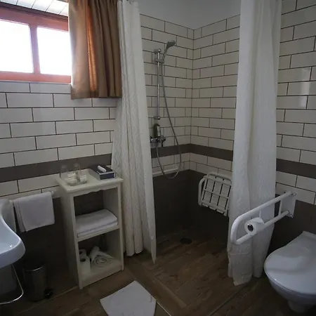 Hotel Crocus Gere Bor Resort&wine 4*